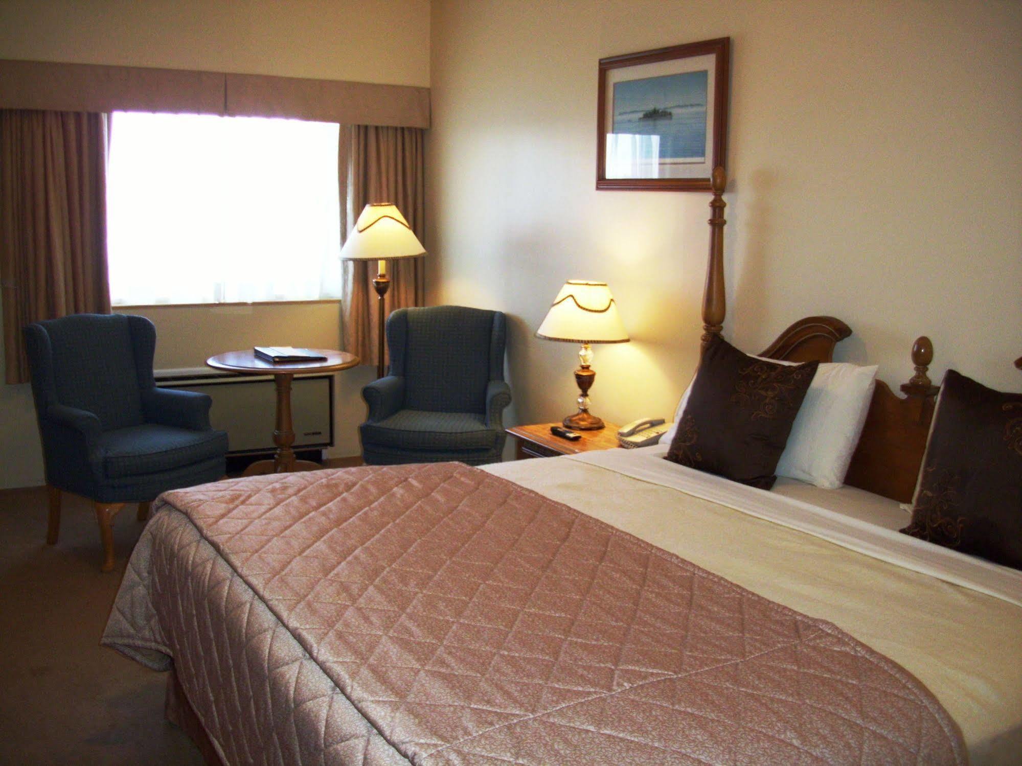 Riveredge Resort